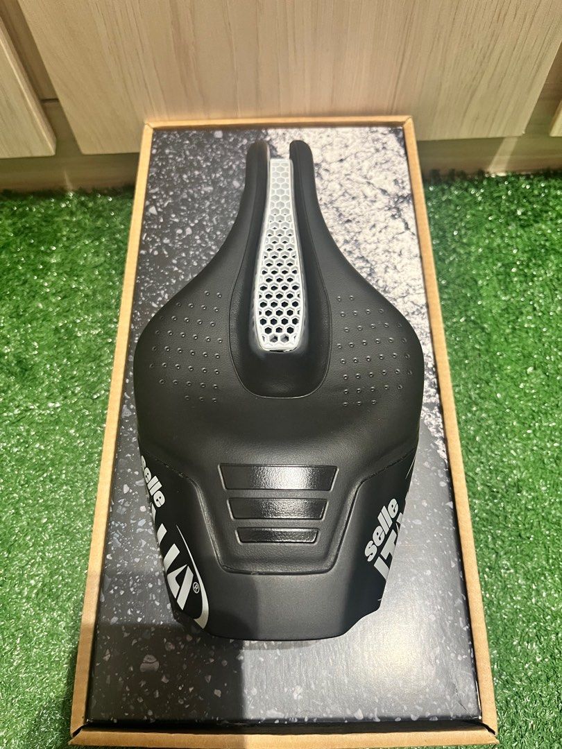 Ironman saddle new arrivals