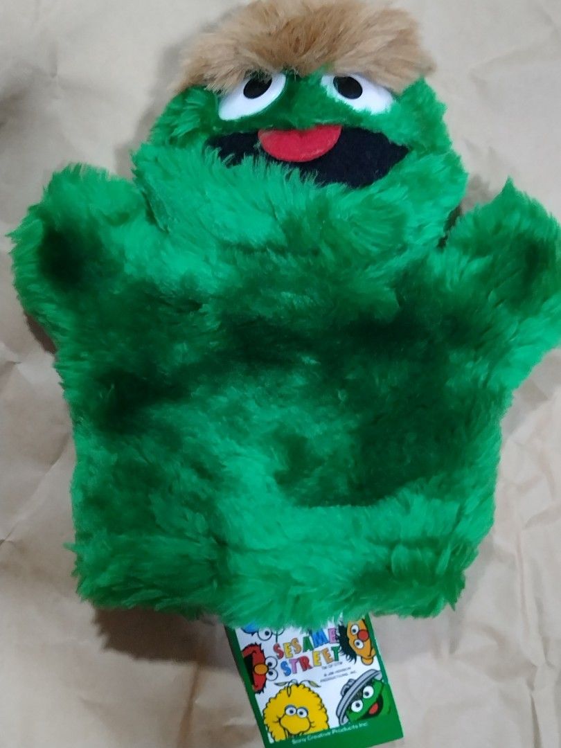 Oscar the grouch hand puppet top