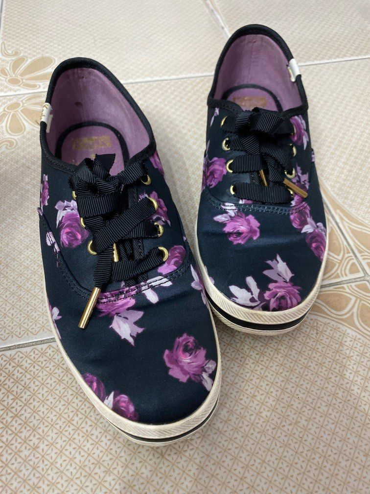 Shoes, Women's Fashion, Footwear, Sneakers on Carousell