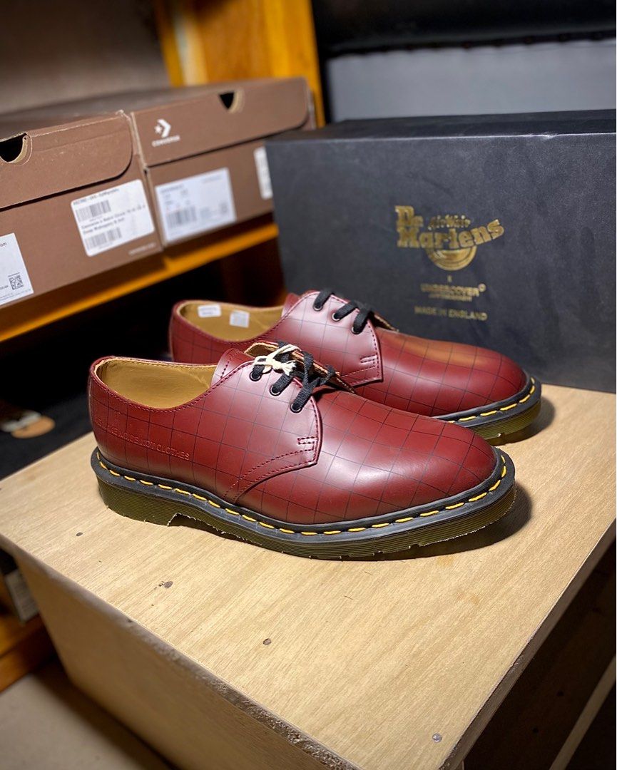 Size 41. Dr martens 1461 x Undercover jun takahashi red cherry 
