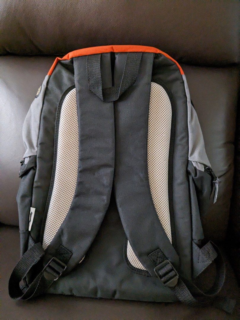 Eastsport backpack with on sale usb charging port