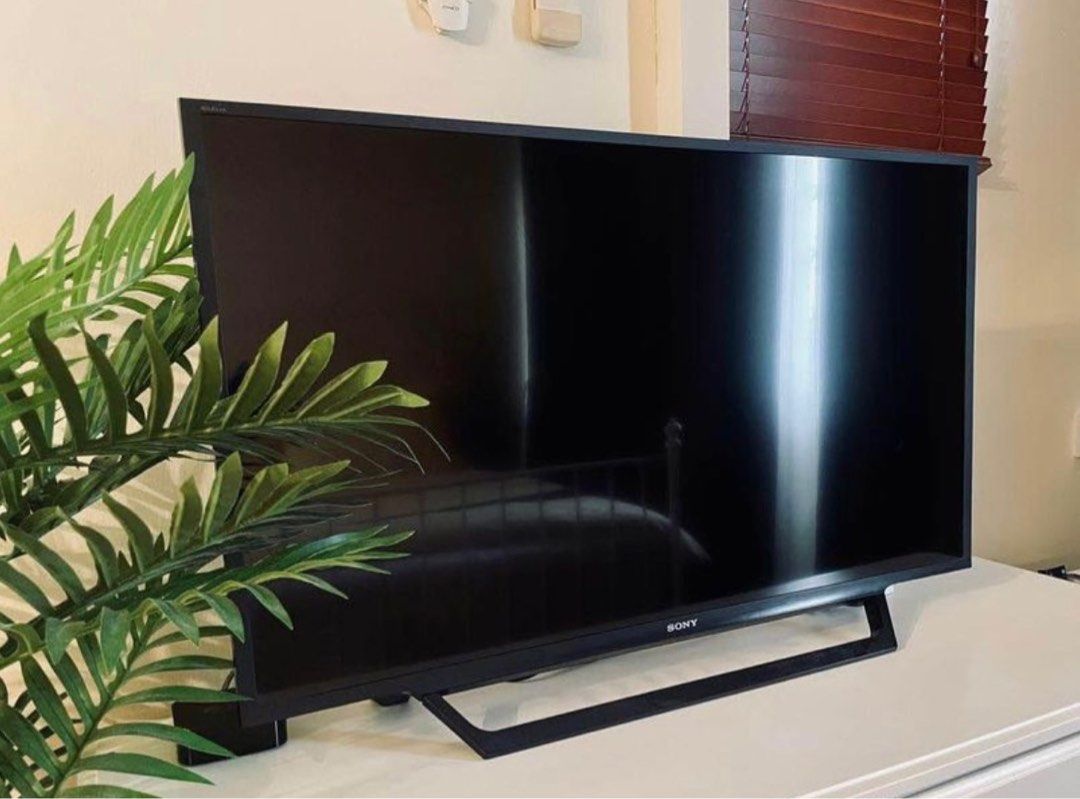 Sony 40” inch Smart Tv, TV & Home Appliances, TV & Entertainment, TV on ...