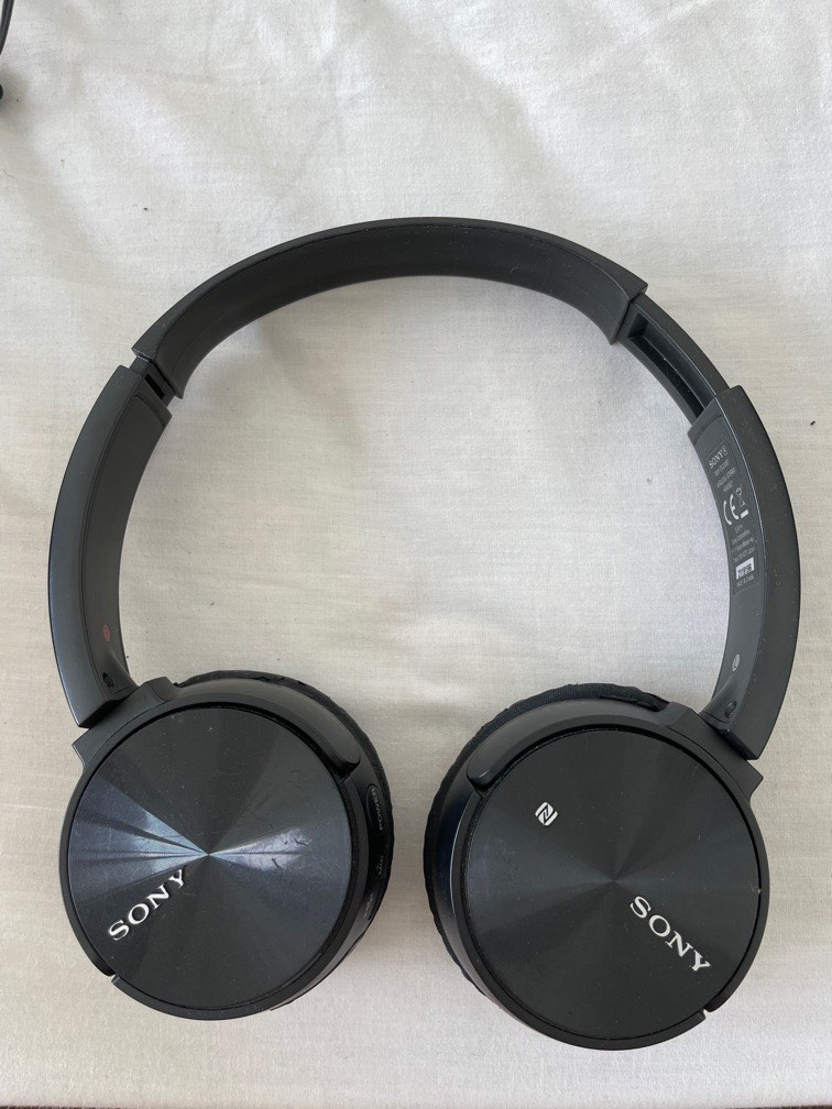 Sony mdr 330 clearance bt