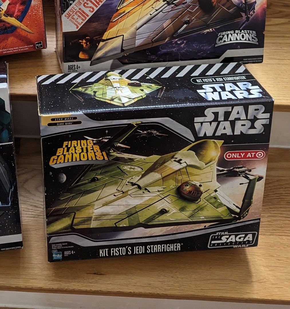 Kit Fisto's Jedi Starfighter Revell 06688