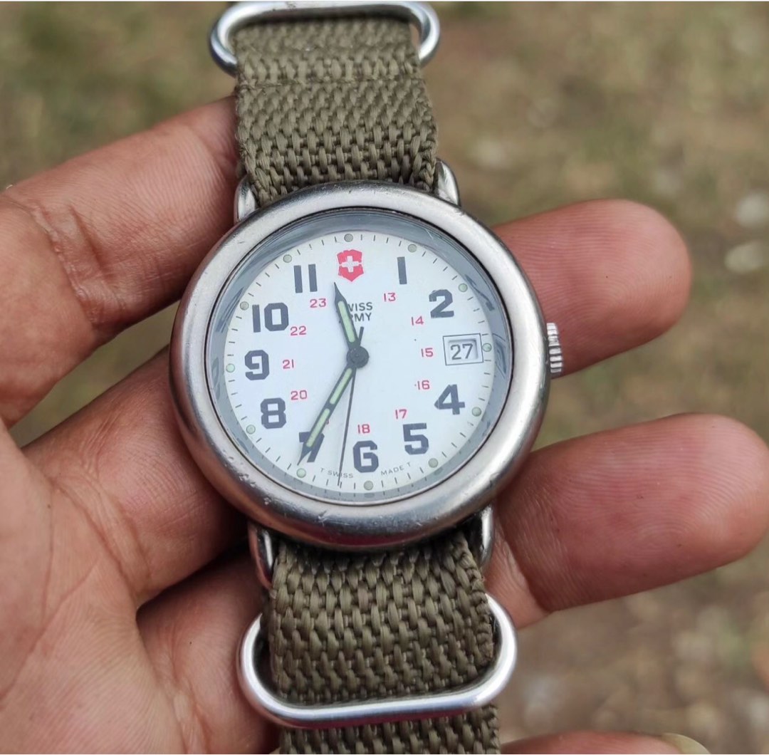Swiss army watch on Carousell