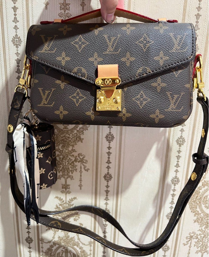 tas satchel Louis Vuitton Metis Monogram 2019 Satchel