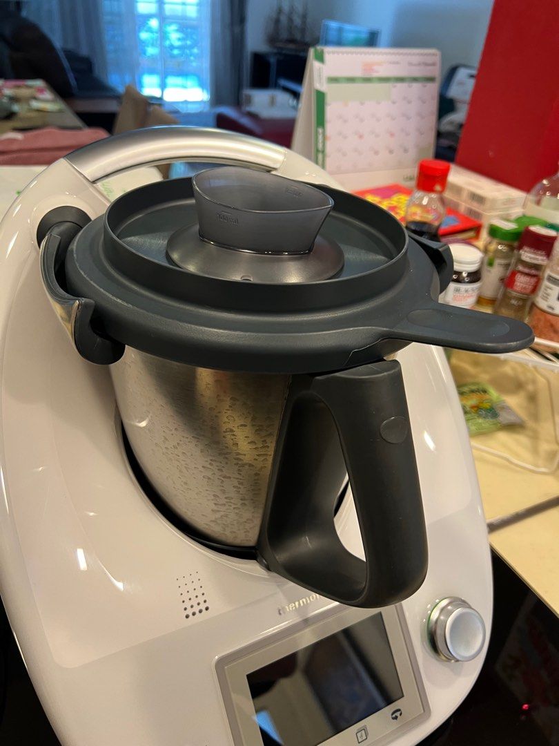 Thermomix TM5 complete set, TV & Home Appliances, Kitchen Appliances