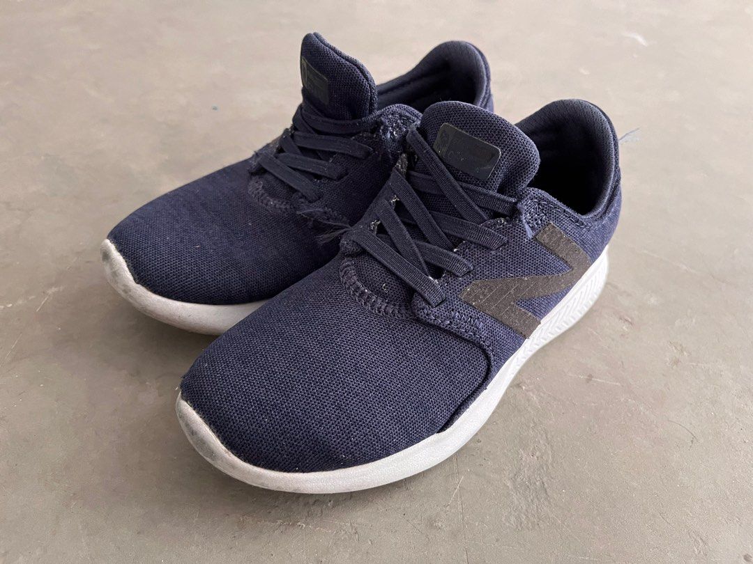 New balance sale cruz boys