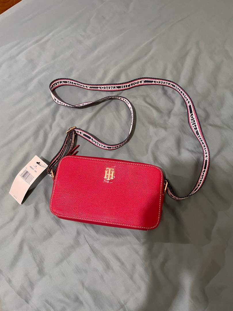 Tommy hilfiger red shop crossbody bag