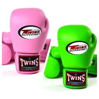 (Category: ) located in . Submitted by sports_hub_direct (Listing ID 1251385754, Image 1). Description: .