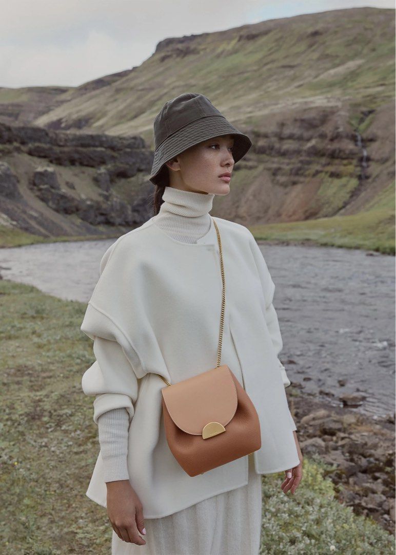 UK Pasabuy! Polene Numero Un Mini (Category: Luxury Bags & Wallets) located in Quezon City. Submitted by everybit (Listing ID 1251448973, Image 2). Description: - Brand new and authentic - ETA: Sept. 23 - 50% dp, open for layaway - All colors posted are available.