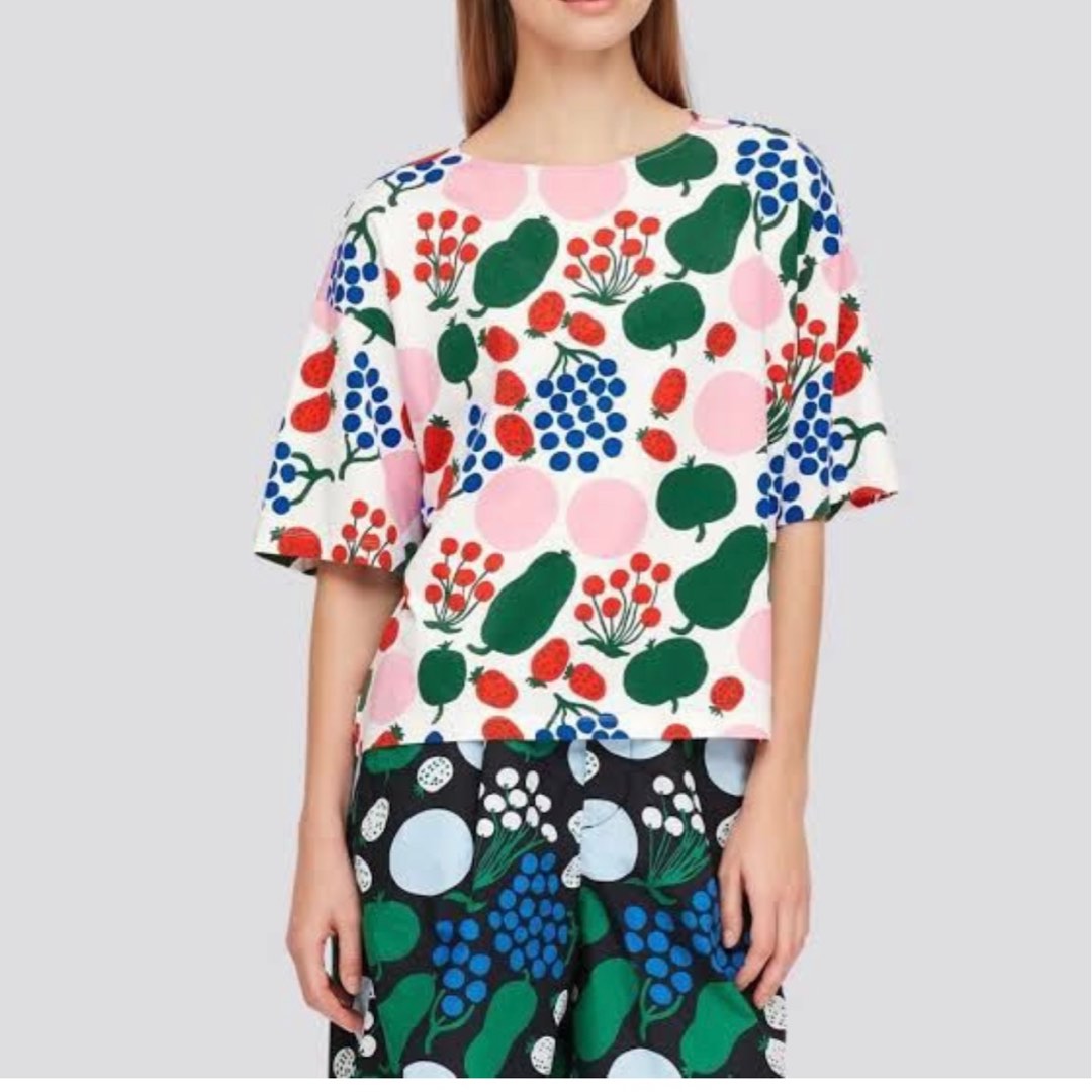 UNIQLO Marimekko blouse on Carousell