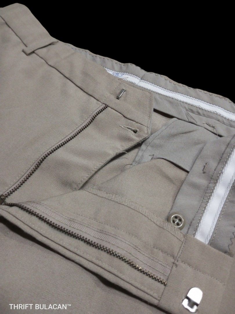 US NAVY KHAKI OFFICERS TROUSER MADE IN U.S.A SIZE: 36R ( 34 ACTUAL) GOOD AS  NEW / NO