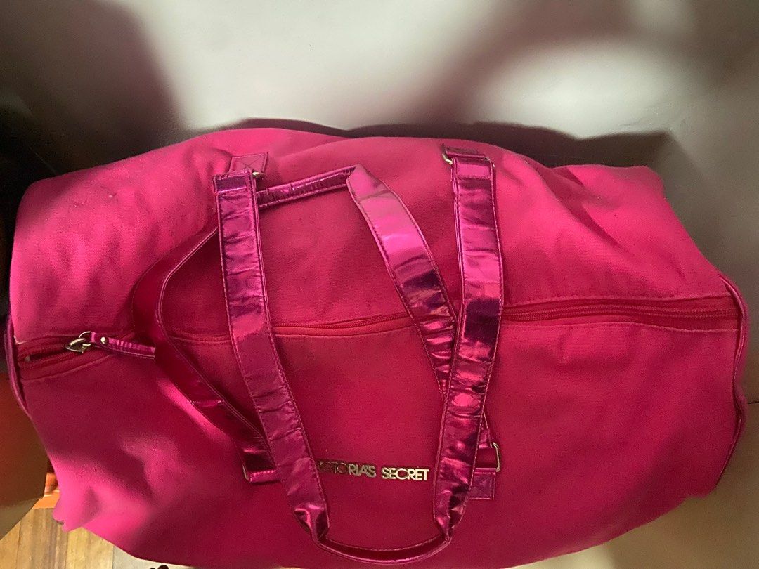 VICTORIA S SECRET GYM BAG Luxury Bags Wallets on Carousell