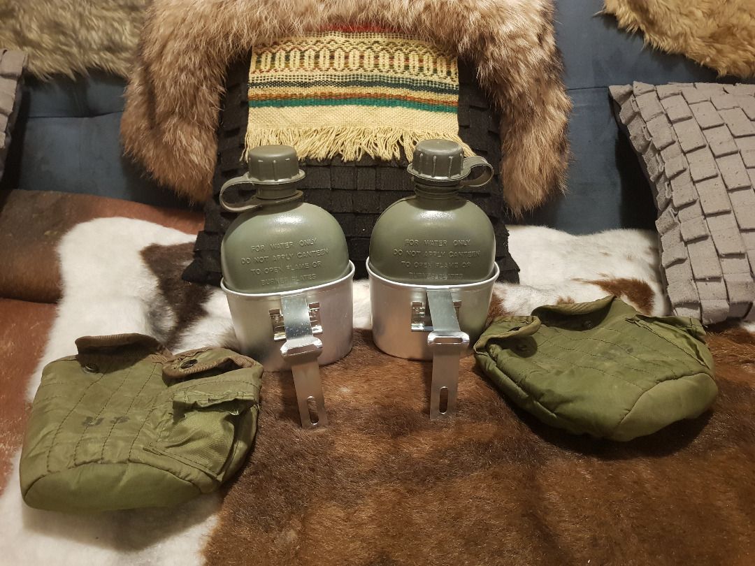 Vietnam War Canteen Set (Category: Water Bottles & Tumblers) located in Quezon City. Submitted by Junkyard-Deals (Listing ID 1251384615, Image 2). Description: Matching set of US M1967 canteens, used from 1968 to 1975 during the Vietnam War. Cups and plastic canteens local. Covers original. PM if interested. .