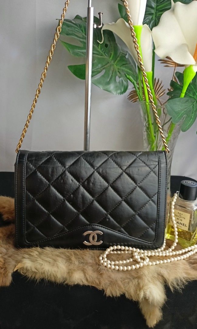 Vintage chanel shoulder bag from japan🇯🇵, Luxury, Bags & Wallets