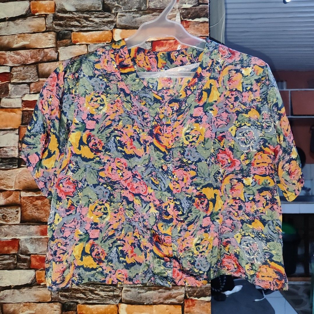 Floral polo crop top sale