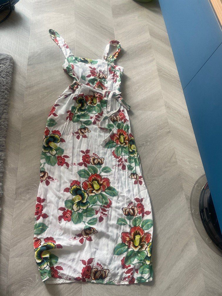 Warehouse dress Women s Fashion Dresses Sets Dresses on Carousell