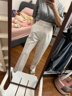 (Category: ) located in . Submitted by xchingyx (Listing ID 1251438421, Image 1). Description: .
