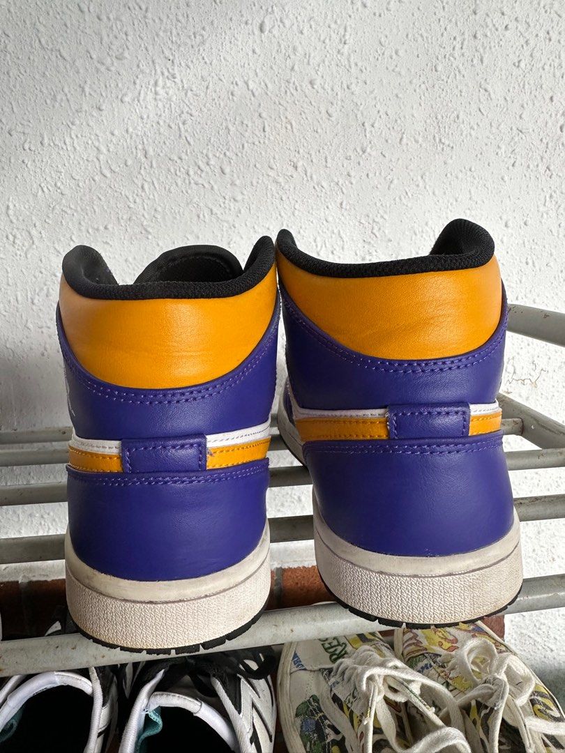 WTS WTT air jordan 1 mid lakers