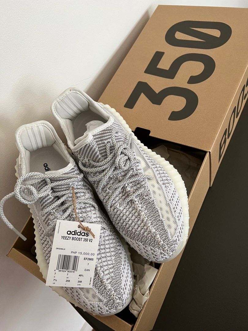 YEEZY BOOST 350 V2 (Static), Men's Fashion, Footwear, Sneakers on Carousell