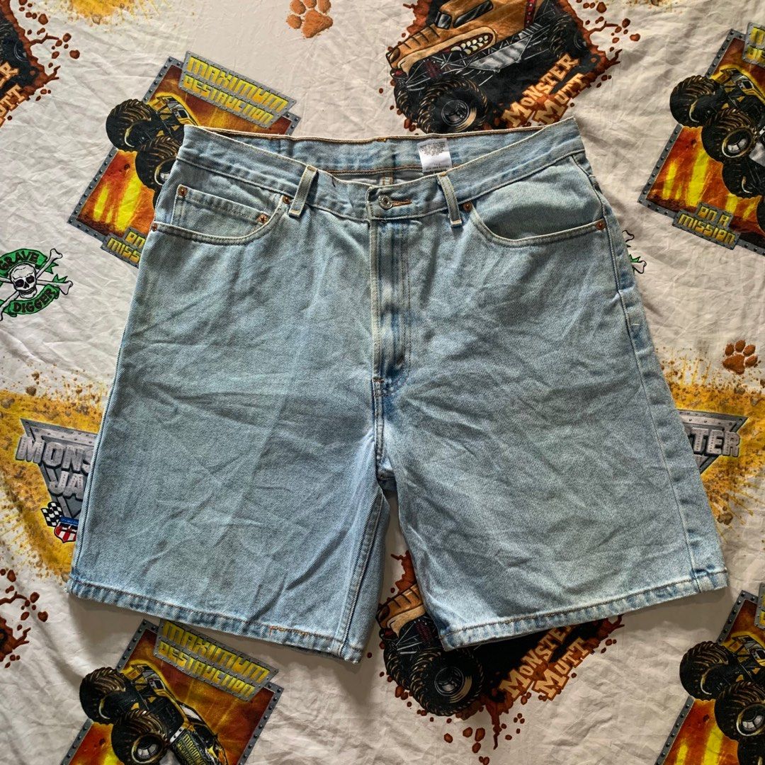 Levi's 550 store jean shorts