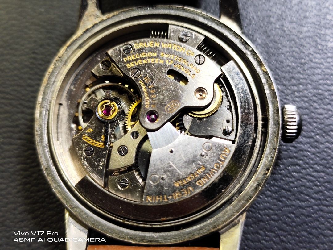 Mechanical hotsell watch precision