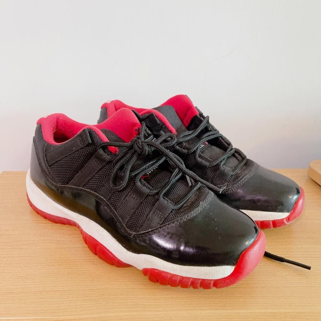NIKE Air Jordan 11 Retro Low Bred Sneakers Carousell