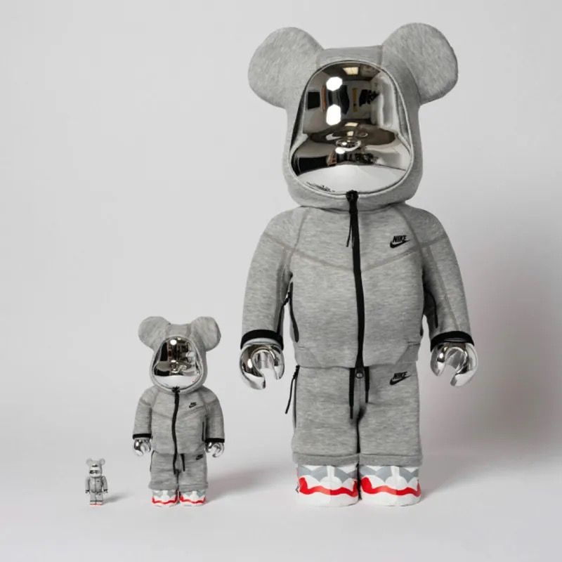 Pre-Order ] - BEARBRICK NIKE TECH FLEECE 100%& 400% or 1000 ...