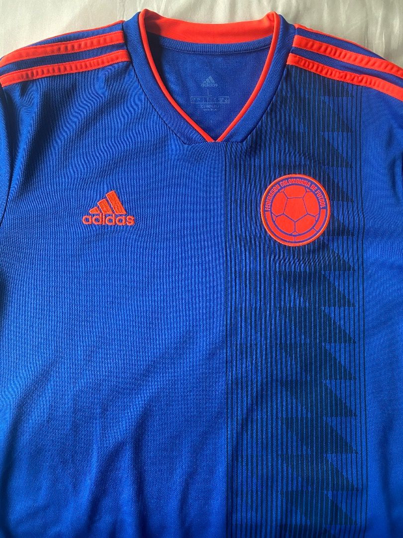 Adidas Colombia 2018 Away Jersey Large Men s Fashion Activewear
