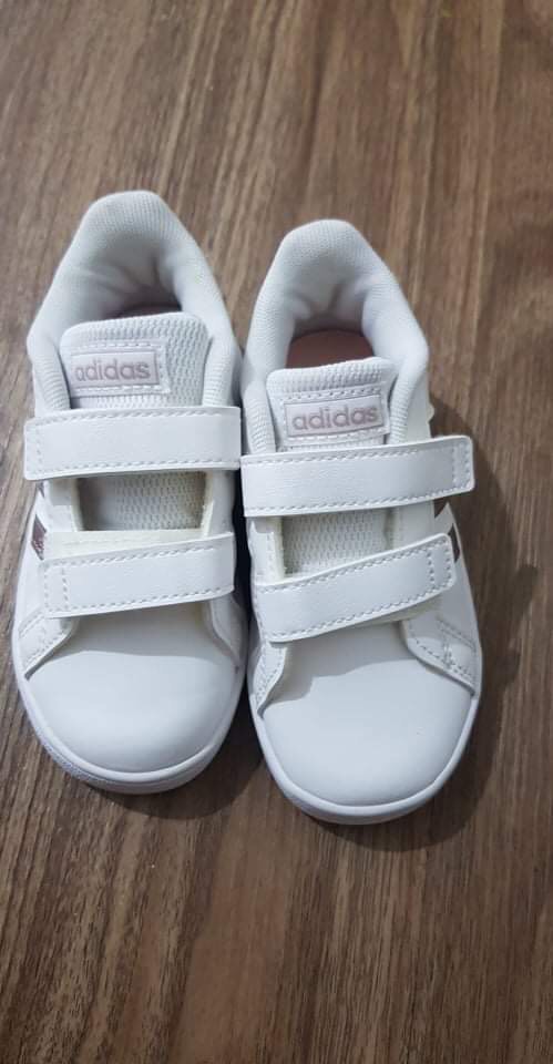Adidas baby cheap shoes rose gold