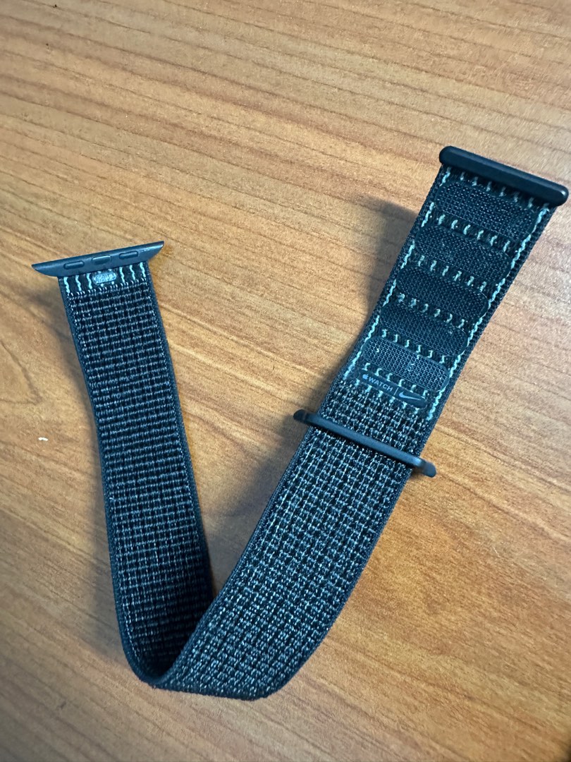 Apple watch nike discount black sport loop