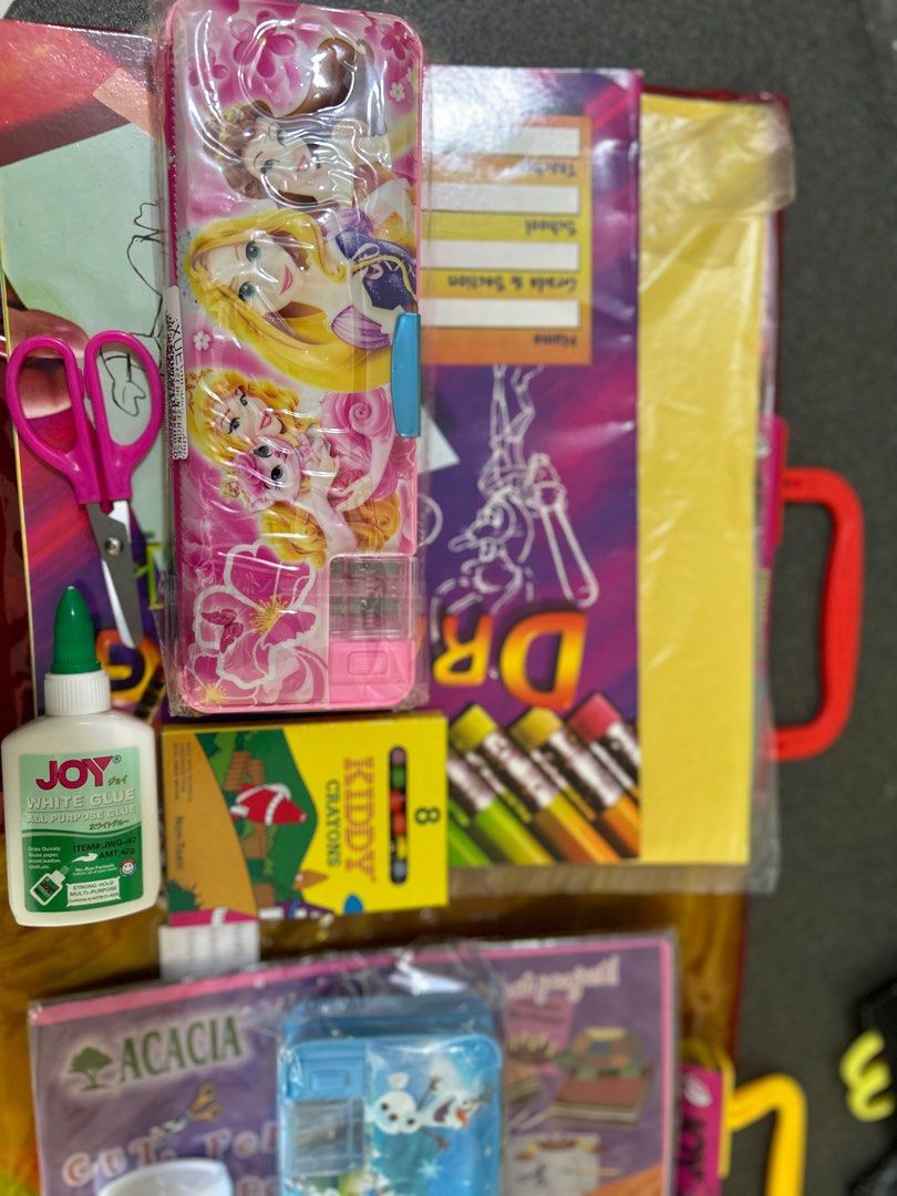 Arts and Crafts Bundle for Kids (Category: Craft Supplies & Tools) located in Manila. Submitted by cozzyessentialshopph (Listing ID 1251535657, Image 2). Description: Item: Art and Craft Bundles (for Kids) 🌟 Prices are P199 to P249 🌟 for girls and boys Material: Porcelain 📍 Loc: Ipil Bambang Manila 📍 MOP: GCash, PayMaya, BDO, PNB, BPI 📍 MOD: all SF and booking courier service are c/o by the buyer Option: pick up at the location mentioned 👆 