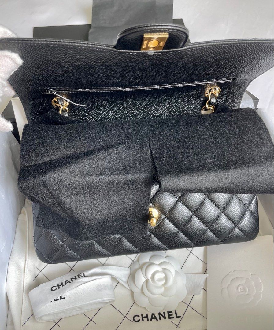💯Authentic Chanel Classic Medium Flap, Caviar with Gold Hardware., Luxury,  Bags & Wallets on Carousell