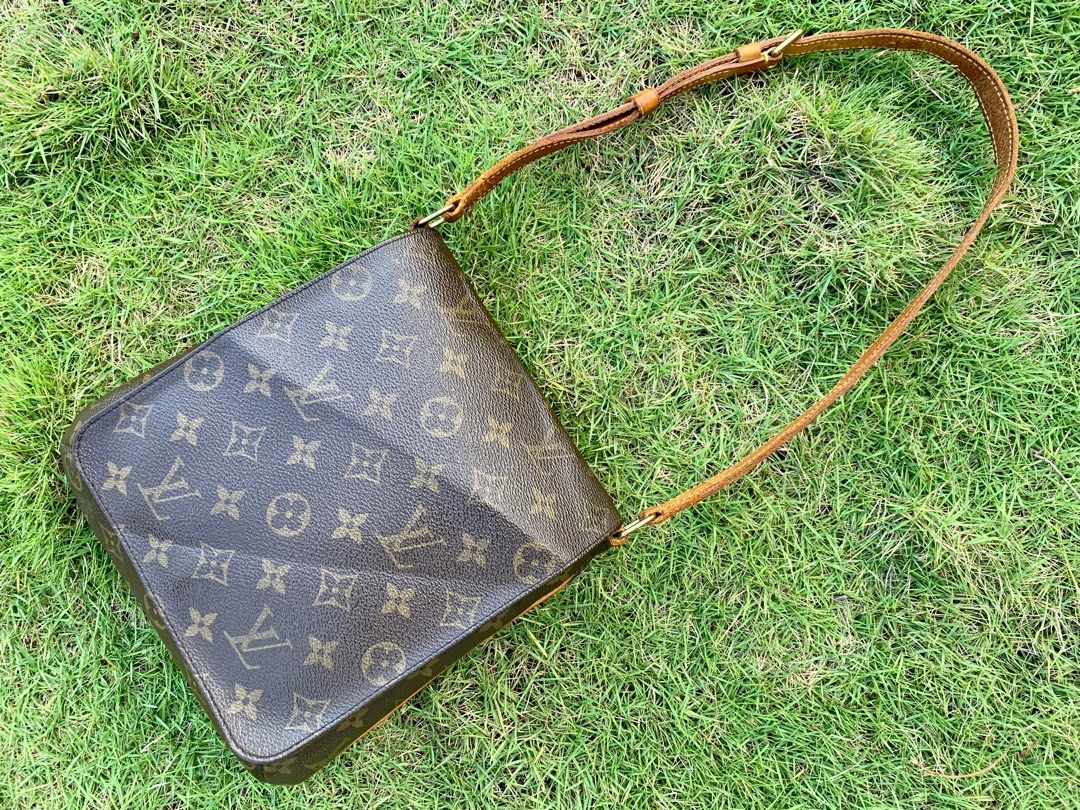 Musette salsa handbag monogram canvas pm store