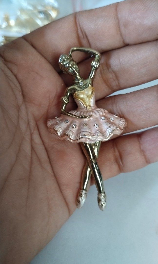 Vintage ballerina brooch store