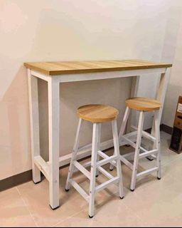 bar table with 2stool
2300/wood ONLY