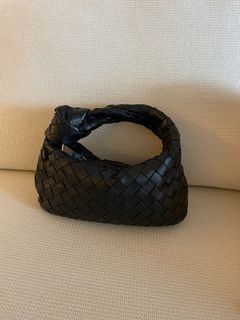 Bottega Veneta Jodie medium NEW!! 1995.00 #bottegaveneta