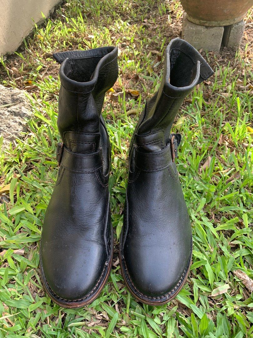 Caterpillar sale riding boots