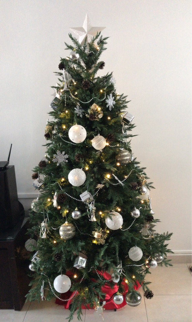 Christmas Tree, Furniture & Home Living, Home Decor, Artificial Plants