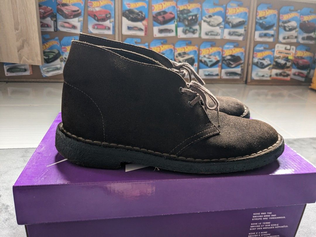 Clarks chukka sales