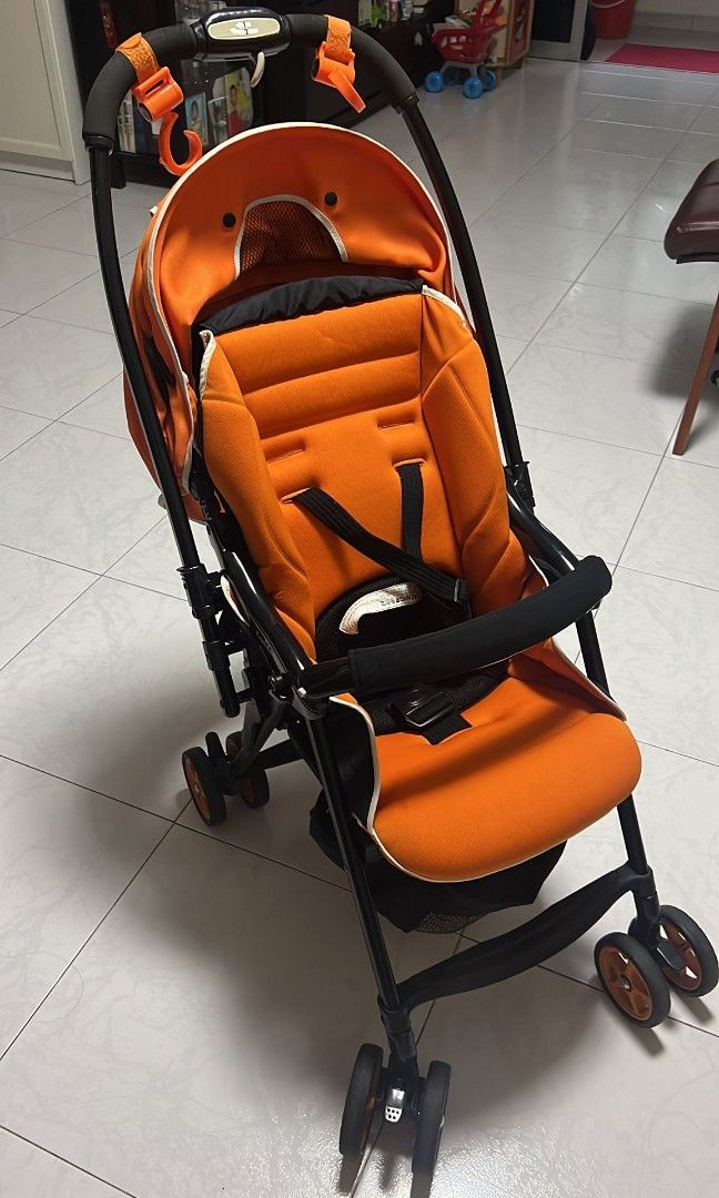 Combi Well Comfort Stroller