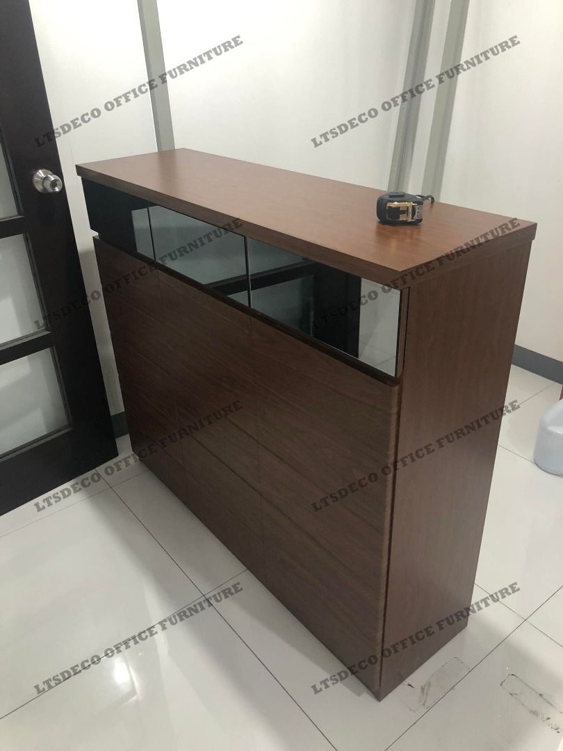Counter Table Office Partition on Carousell