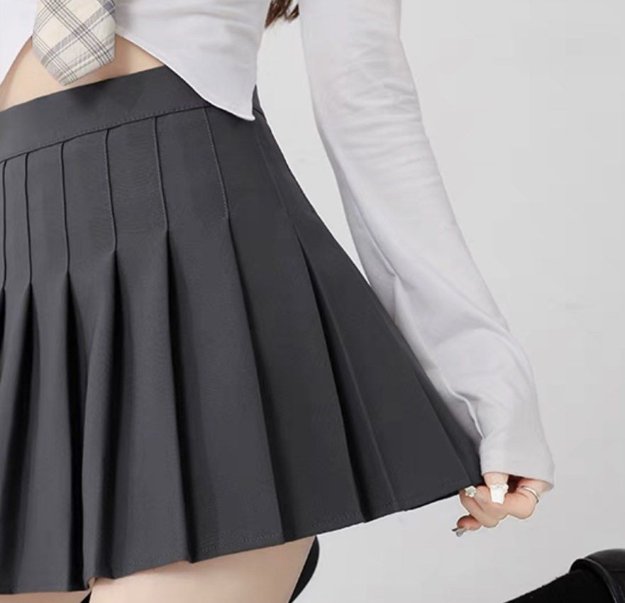 Charcoal grey pleated online skirt