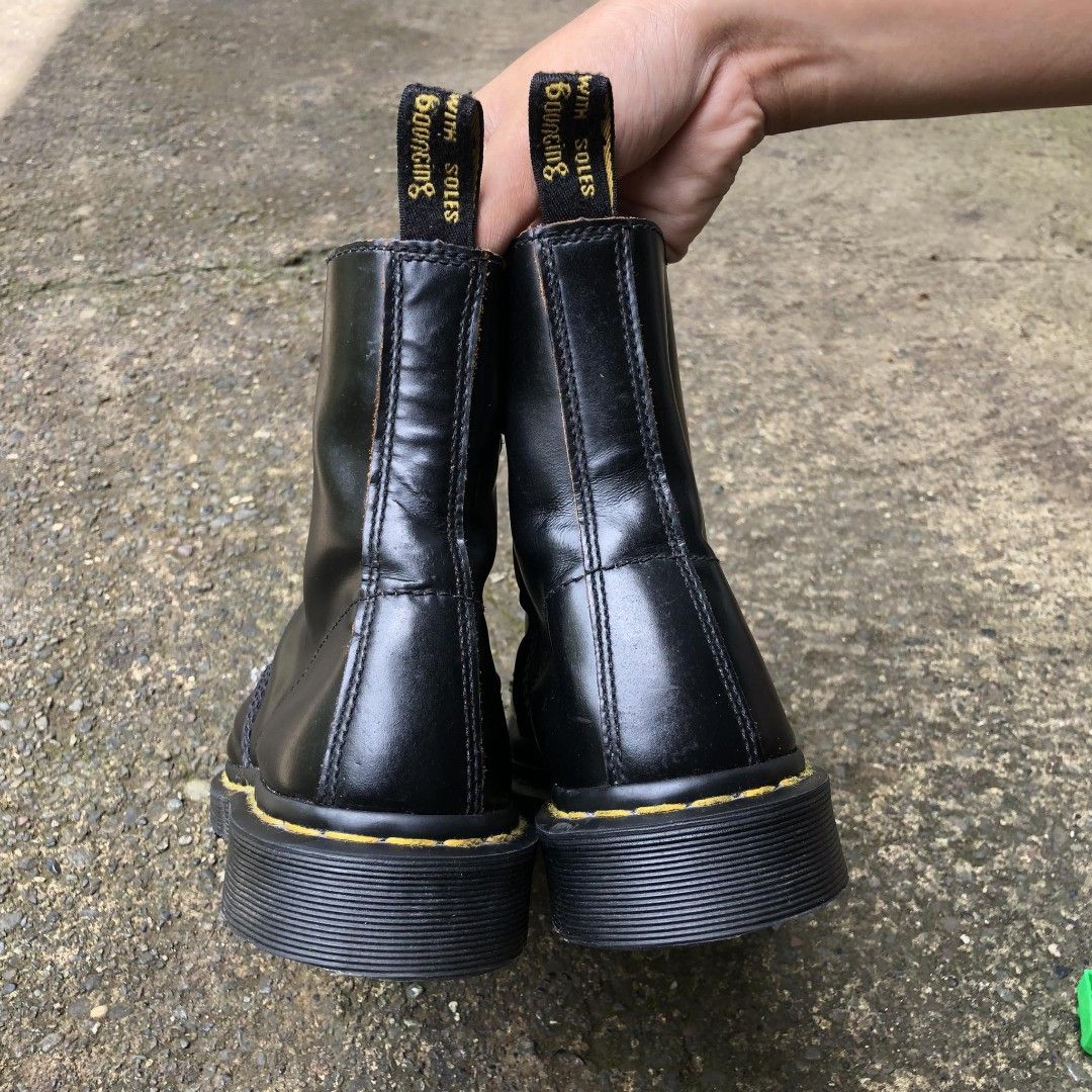 DR. MARTENS 1460L1 Women s Fashion Footwear Boots on Carousell
