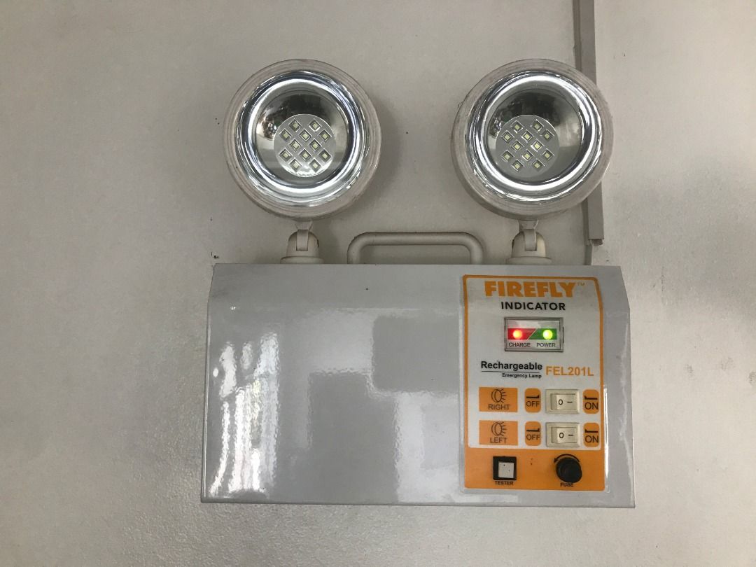 Firefly rechargeable outlet twinhead emergency lamp