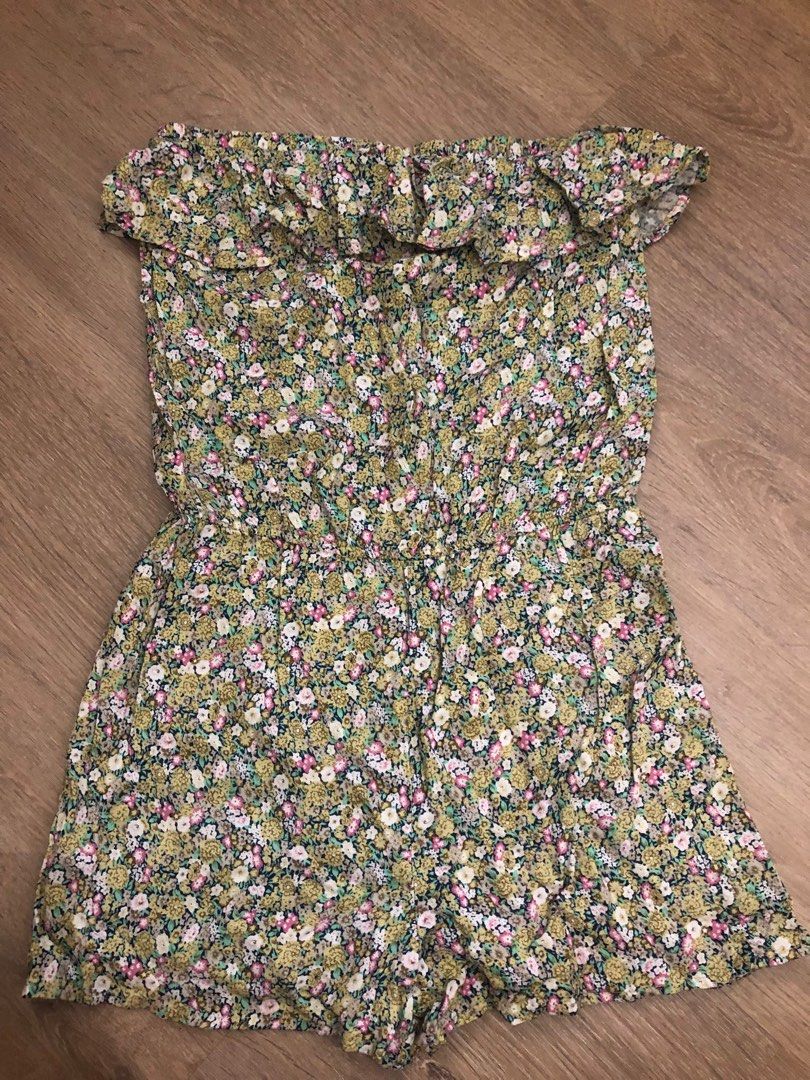 Forever 21 floral jumpsuit Women s Fashion Dresses Sets