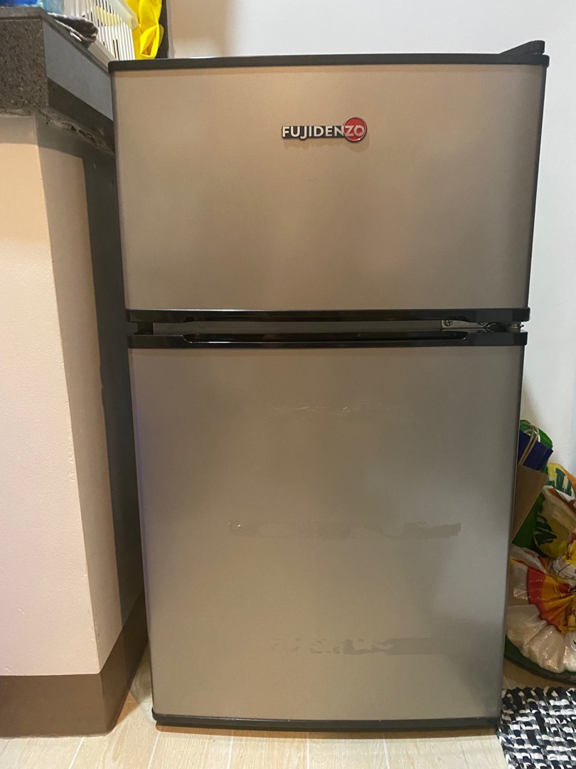 Fujidenzo Personal 2 door Mini Ref on Carousell