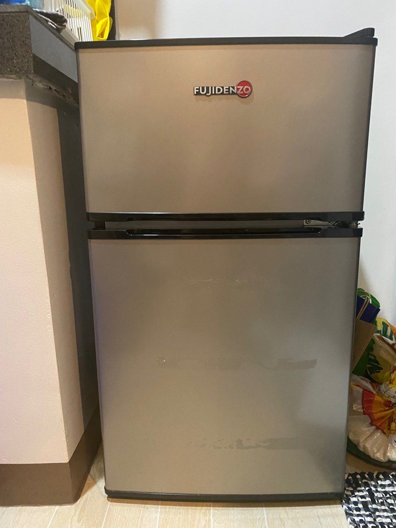Fujidenzo Personal 2 door Mini Ref on Carousell