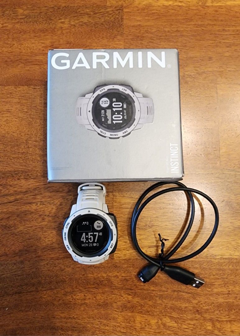 Garmin Instinct color Tundra Mobile Phones Gadgets Wearables